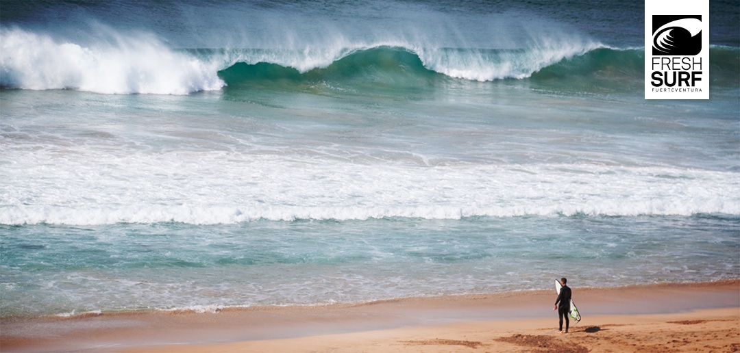 Wie kann man sicher Wellenreiten? Sicherheitsregeln fürs Surfen checking the spot
